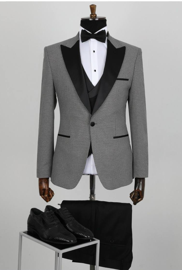 Edgers Men’s Three-piece Suit + Bow tie