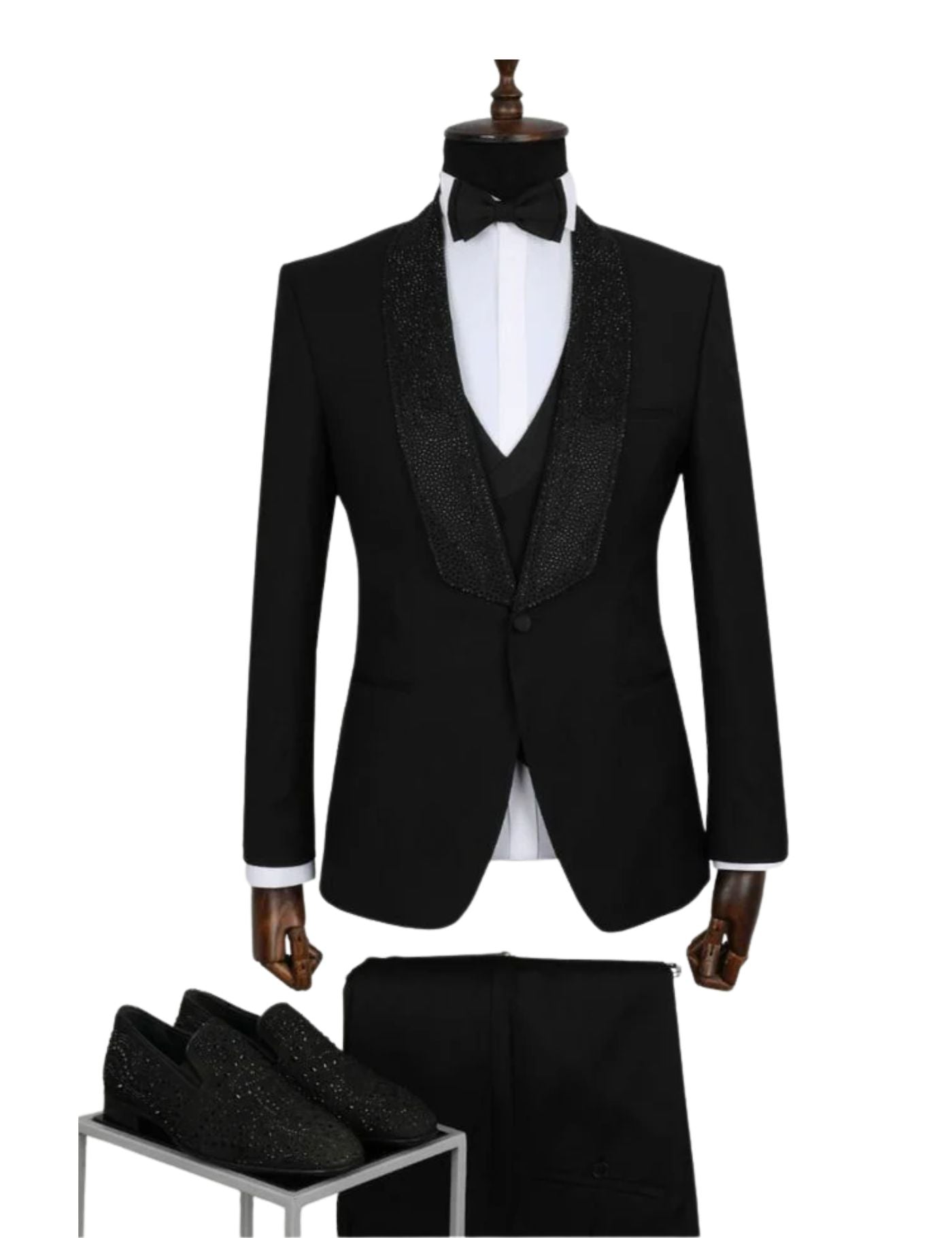 Bernardino Men’s Three-piece Suit. (FFF)