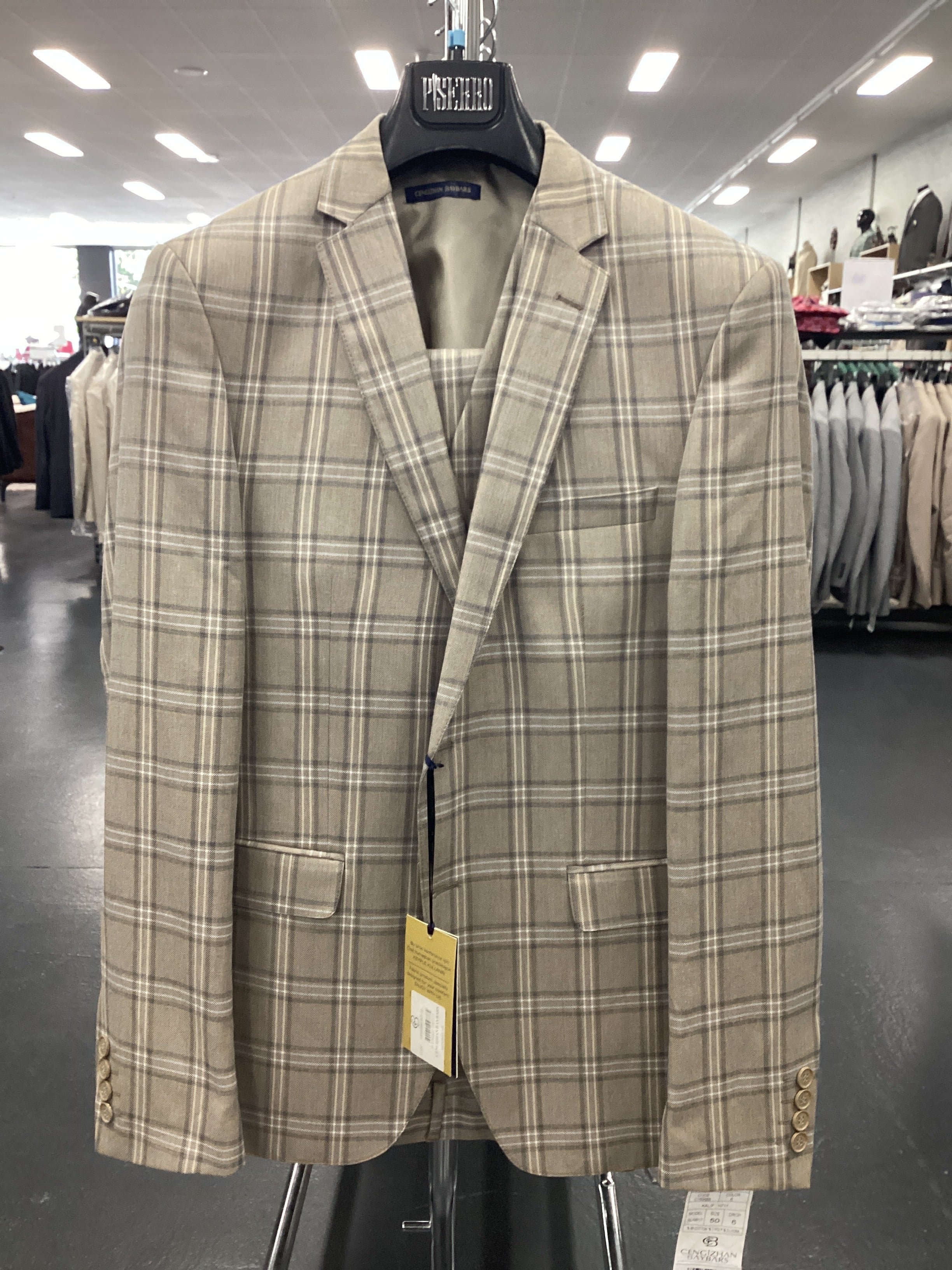 Cengizhan Baybars Men’s Three-Piece Suits