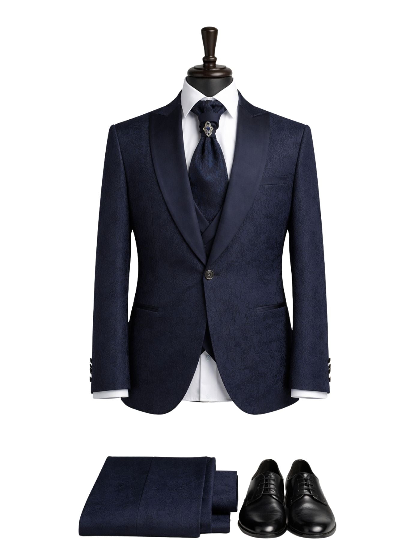 Duante Men’s Three-Piece Suit + Bow tie and Tie. (FFF)
