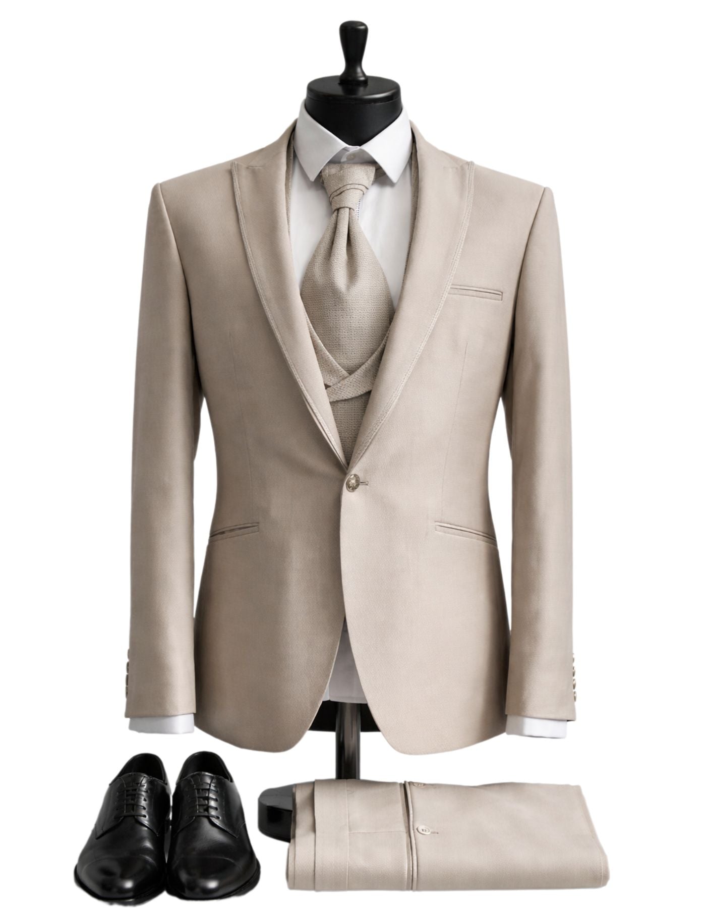Hermose Men’s Three-Piece Suit + Tie.(FFF)