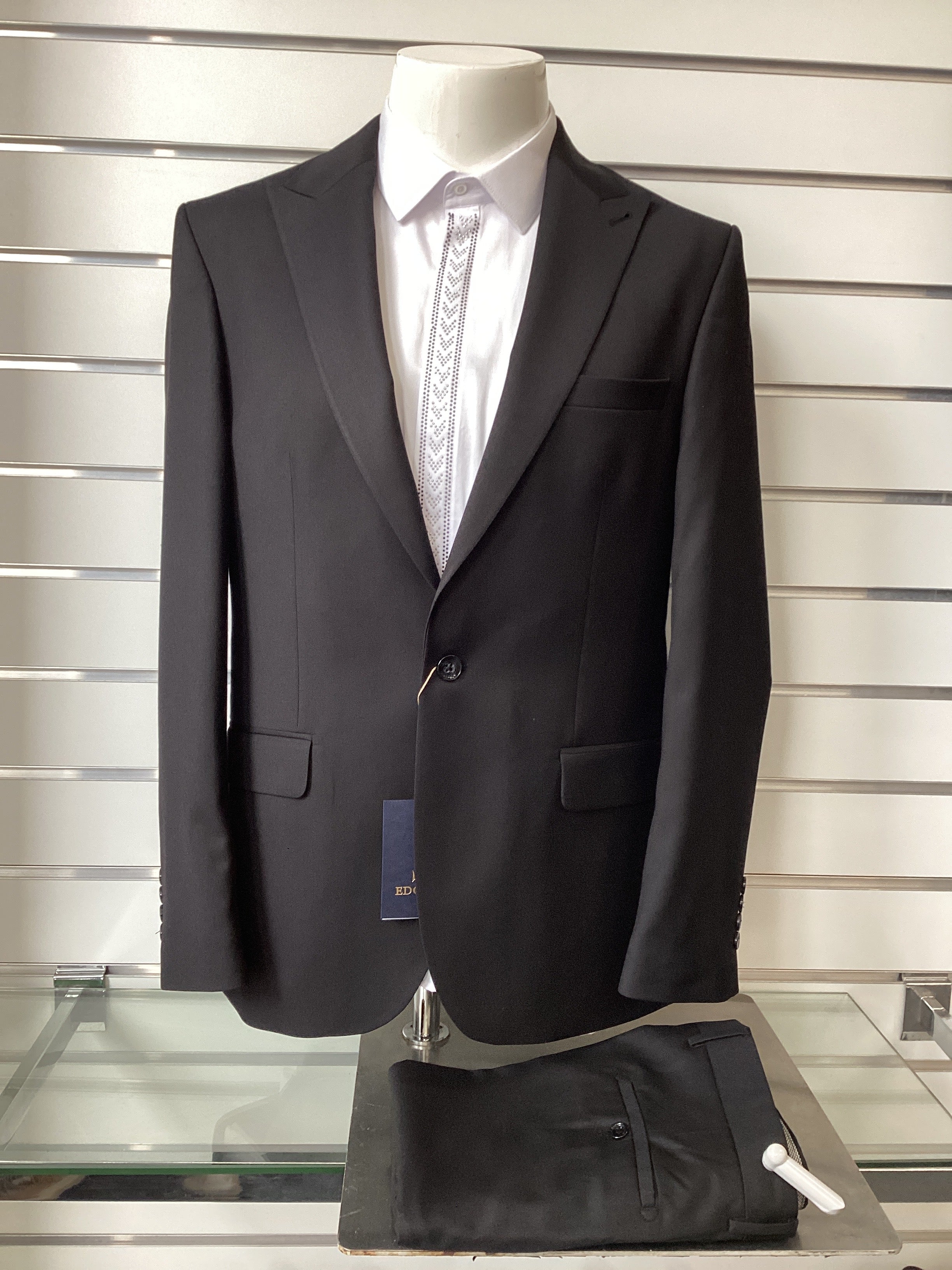 Suit