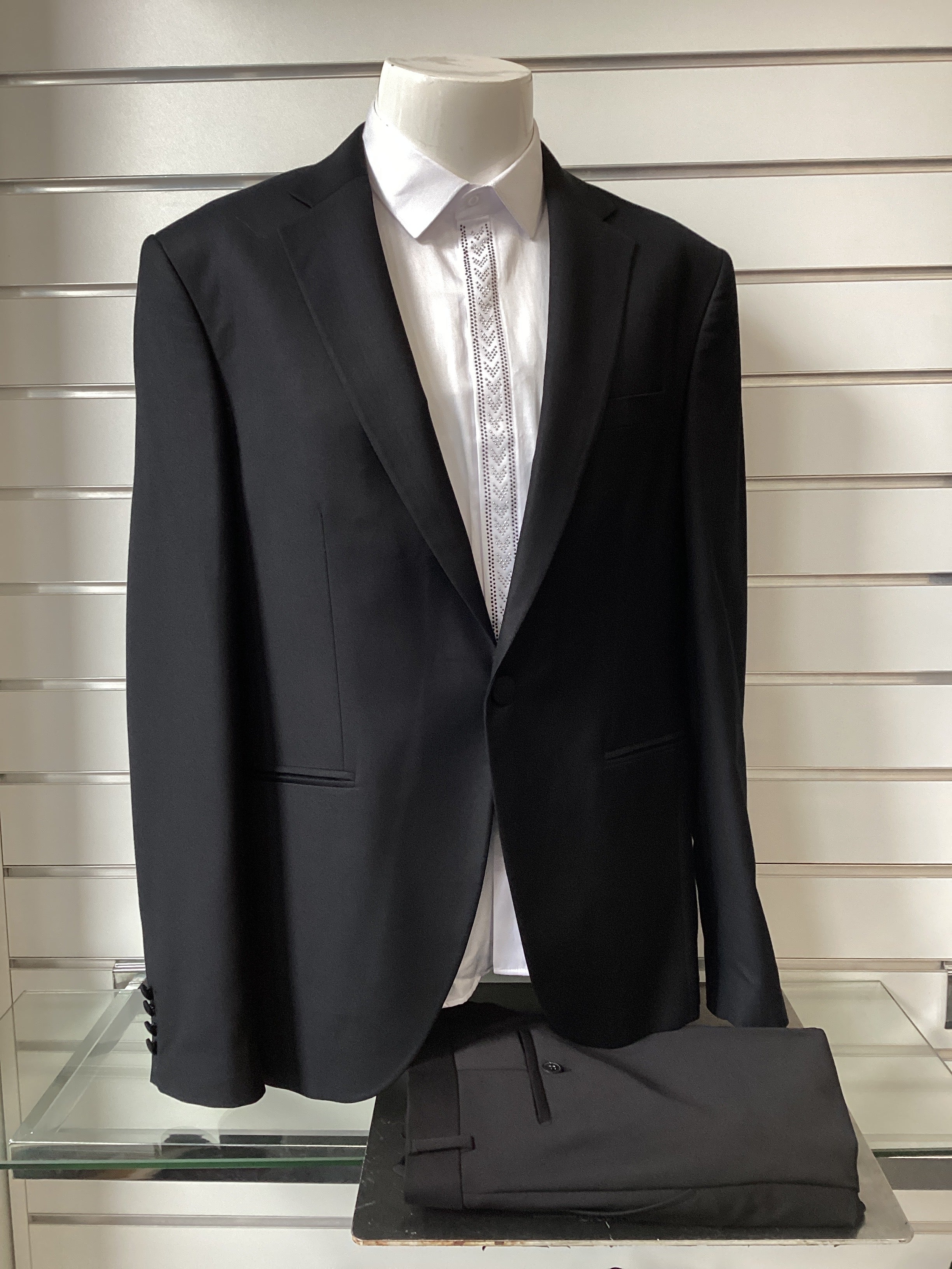 Suit