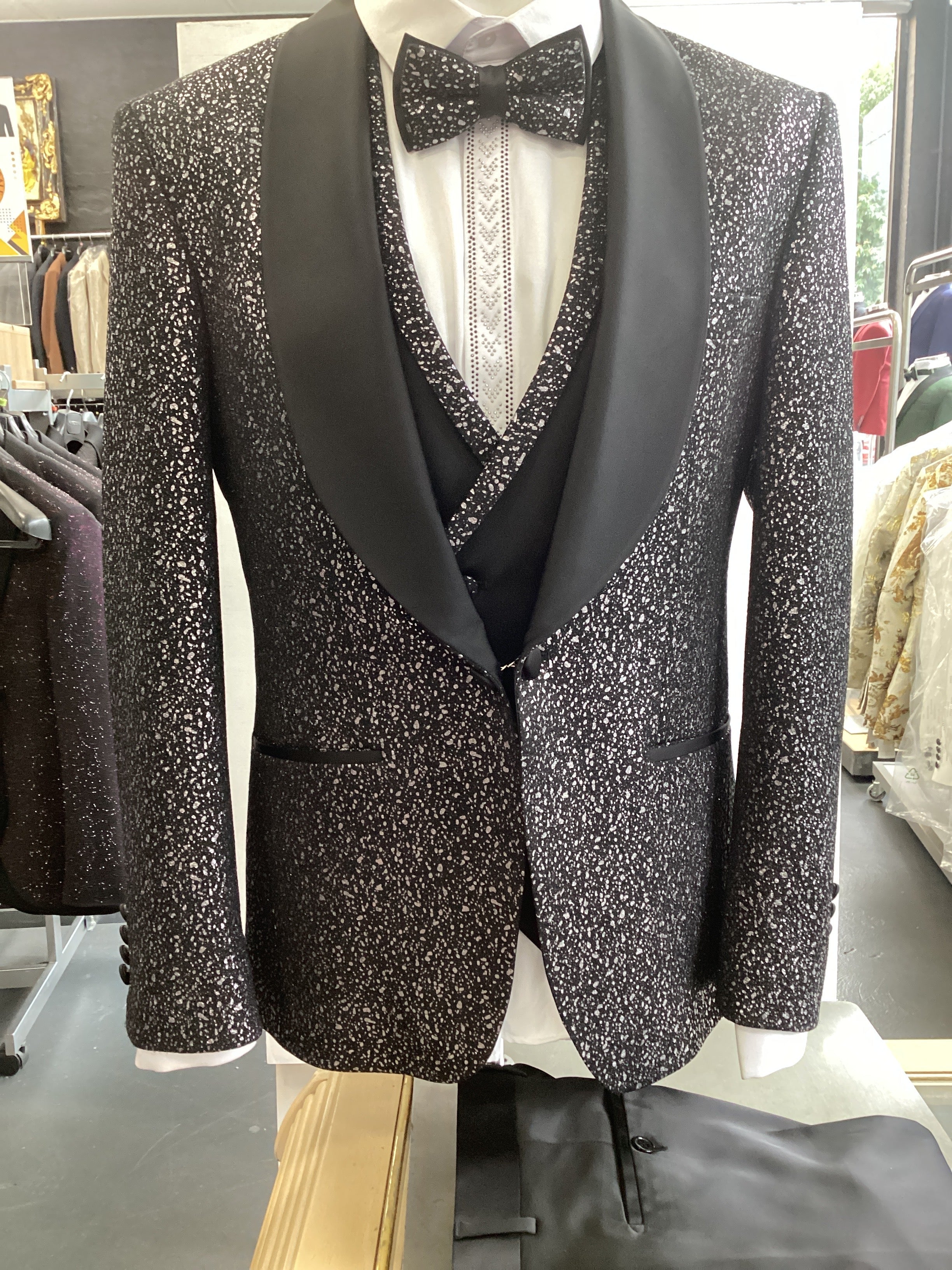 Suit