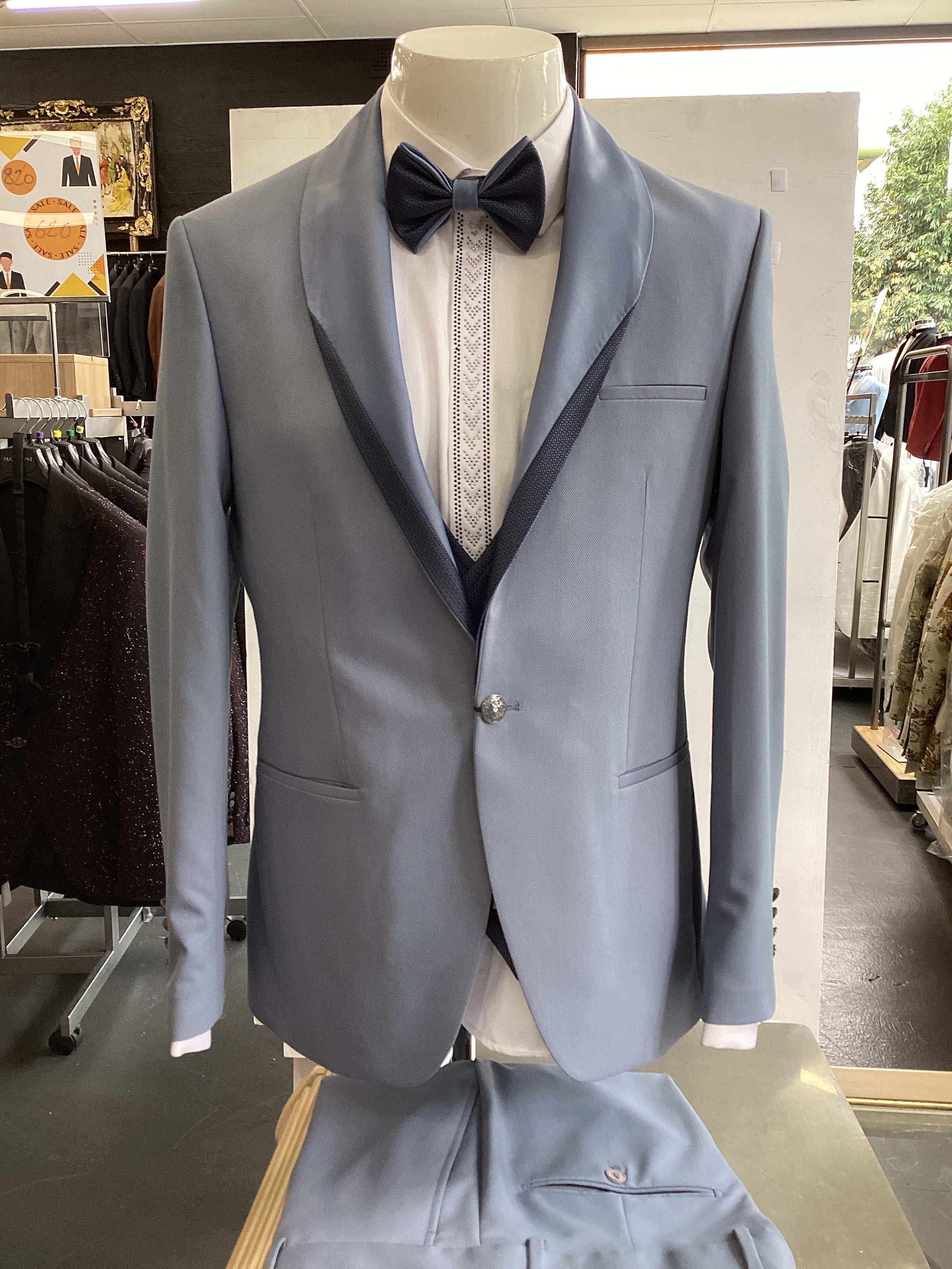 Suit
