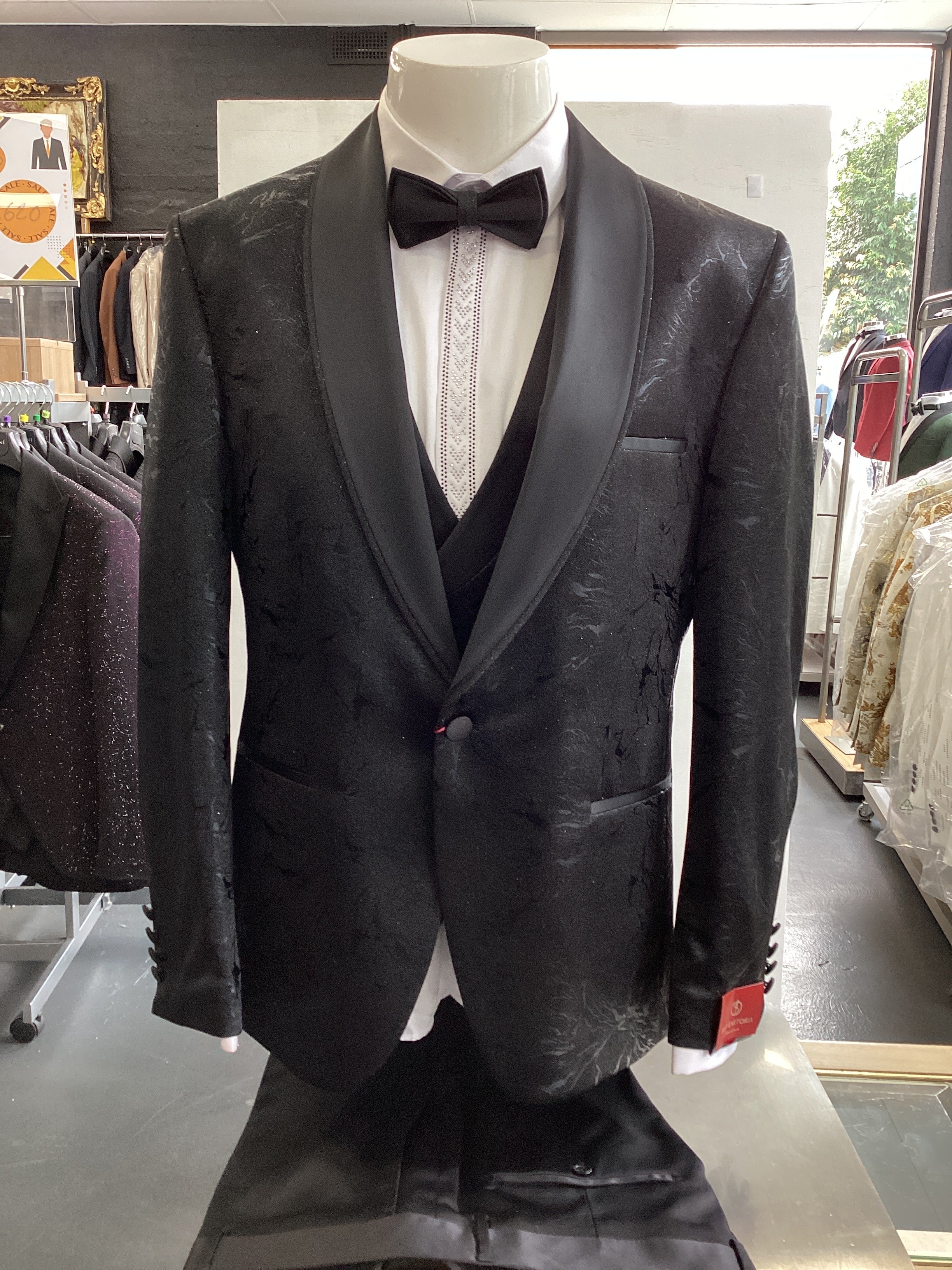 Suit