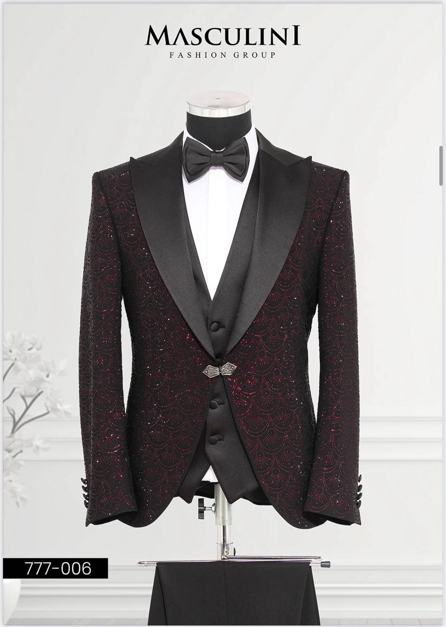 Musculini Men’s Three-Piece Suit + Bow tie