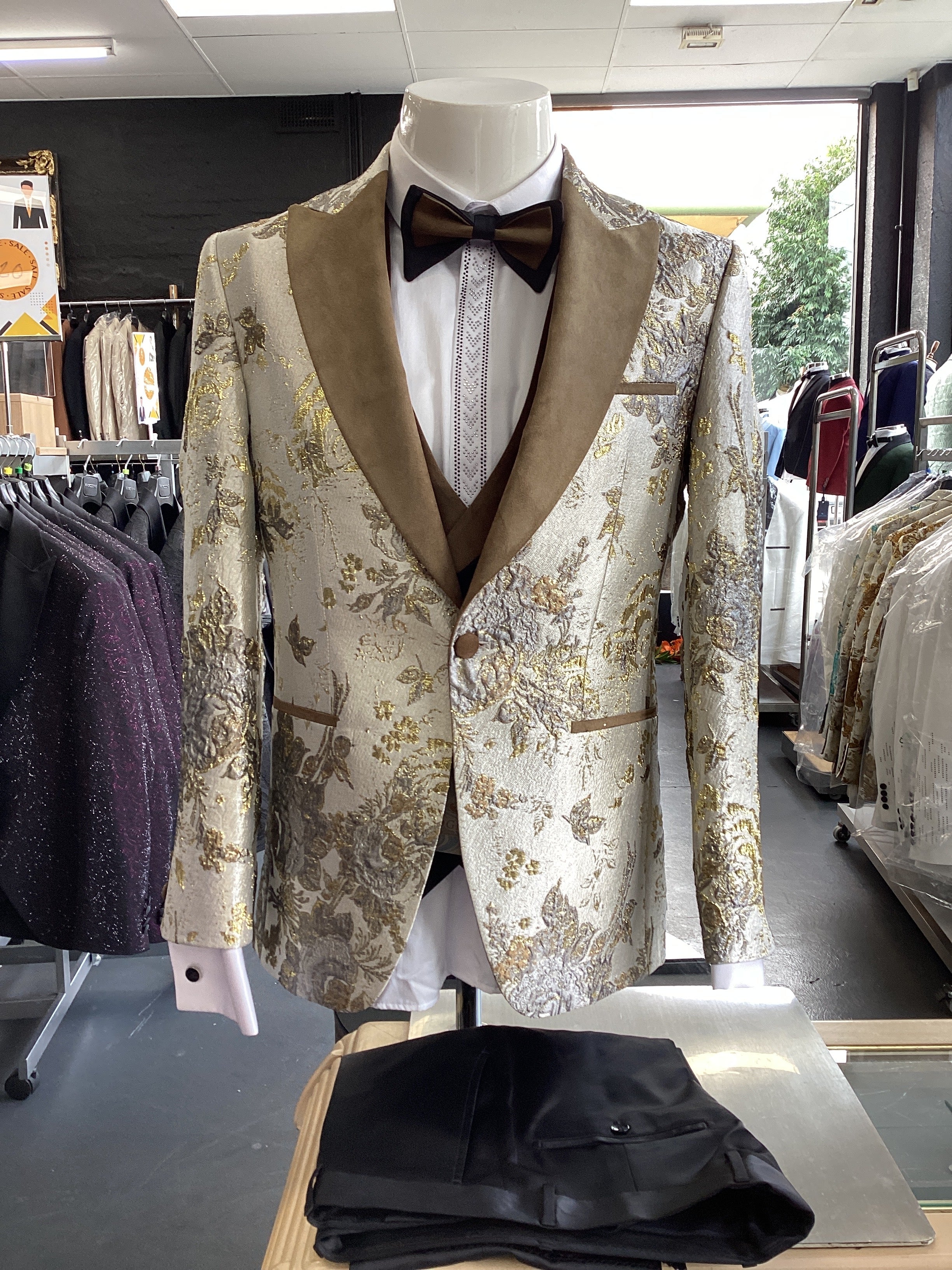Suit