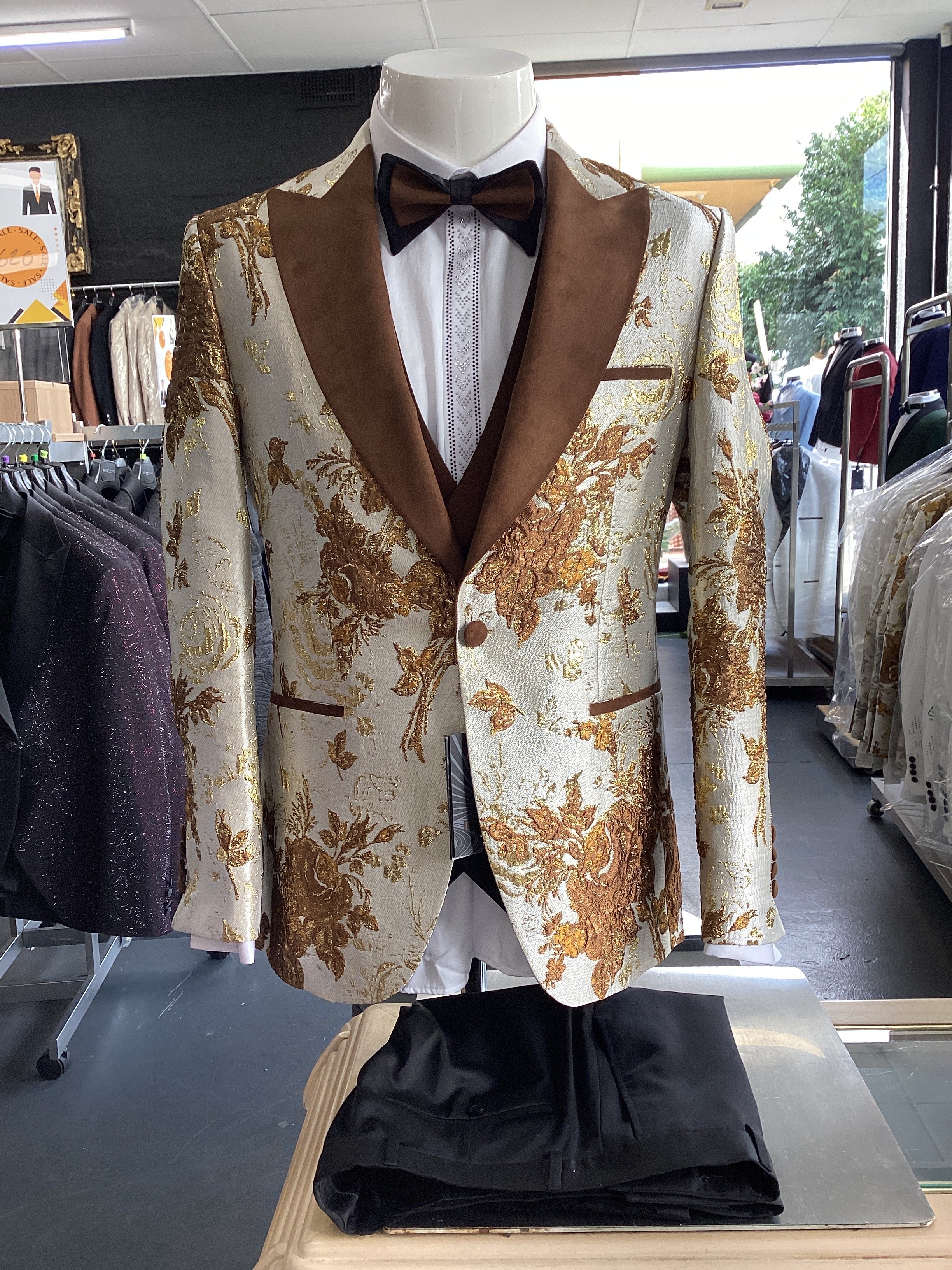 Suit