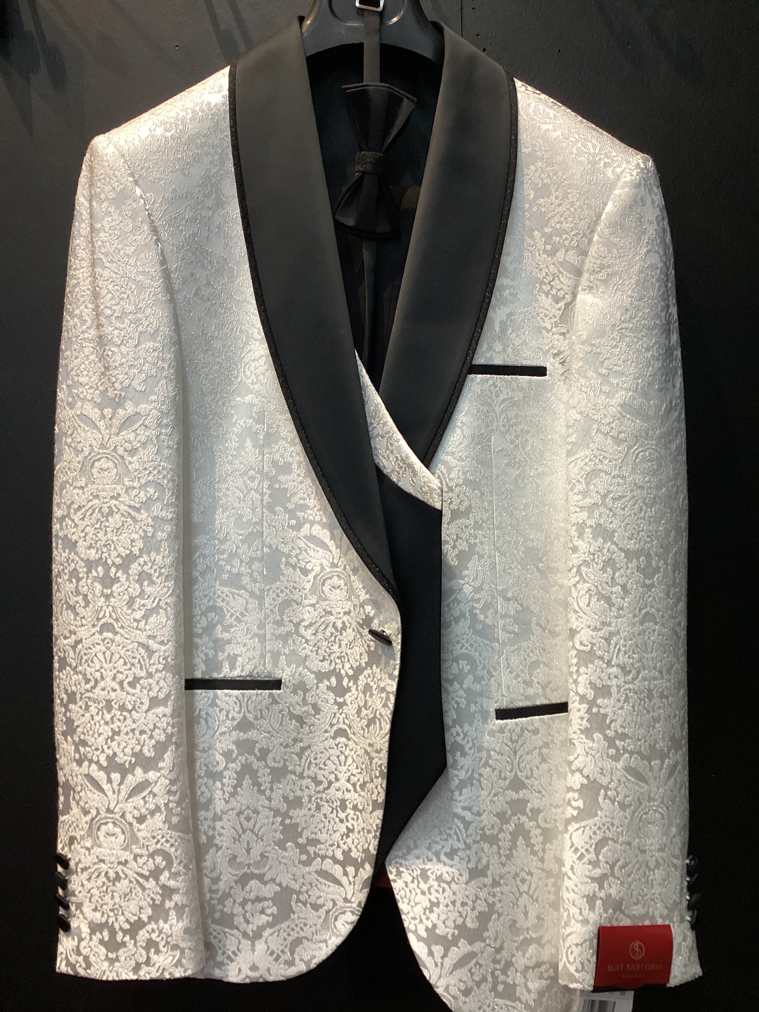 Suit Sartoria Men’s Three-Piece Suit + Bow tie